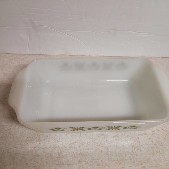Anchor Hocking Vintage Green Meadow 1qt. Loaf Dish - Picture 3 of 5